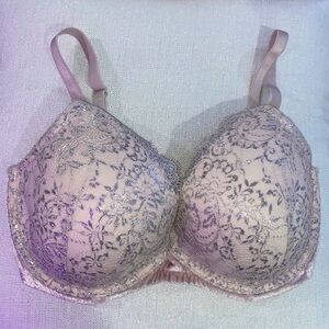 Very Sexy Victoria’s Secret Bra in blush and silver (34DDD)